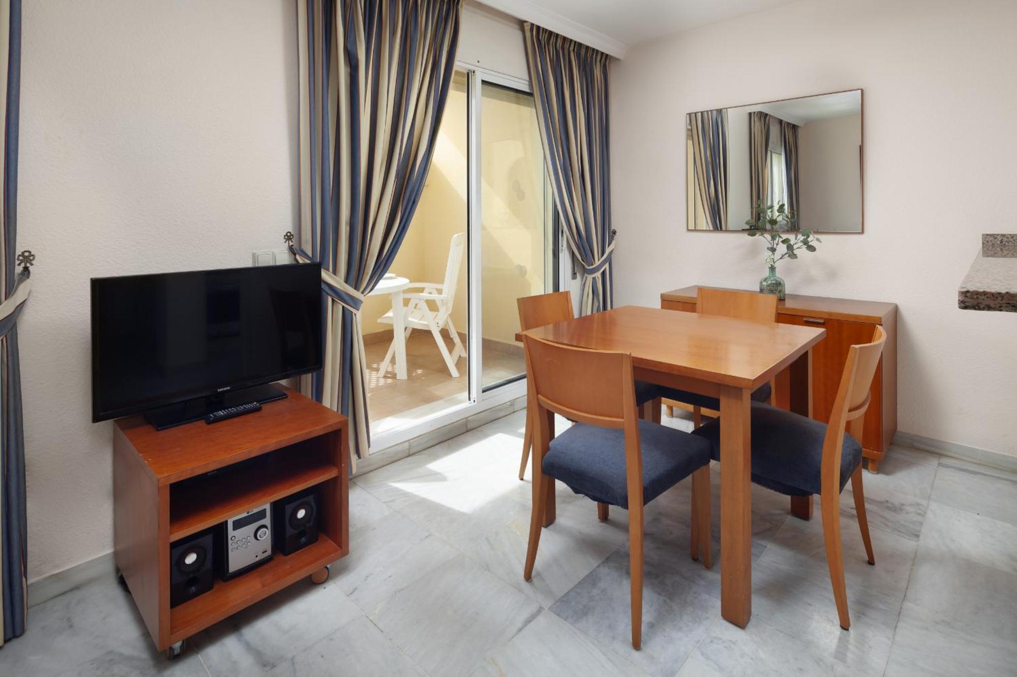 Pueblo Marina Seaside Apartaments By Alfresco Stays El Faro エクステリア 写真